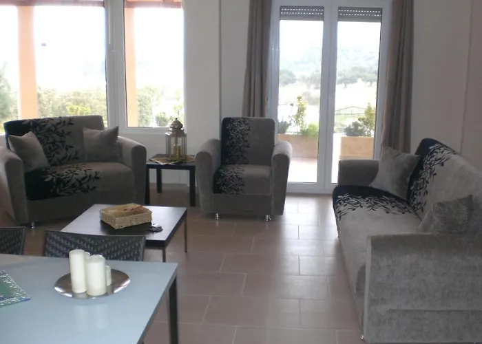 فيلة Wonderful With Great View In Posidi-kalandra Kalandra