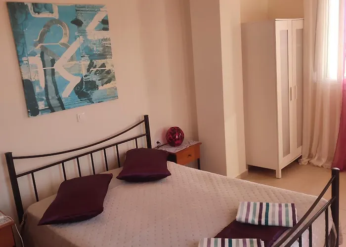 فيلة Wonderful With Great View In Posidi-kalandra *